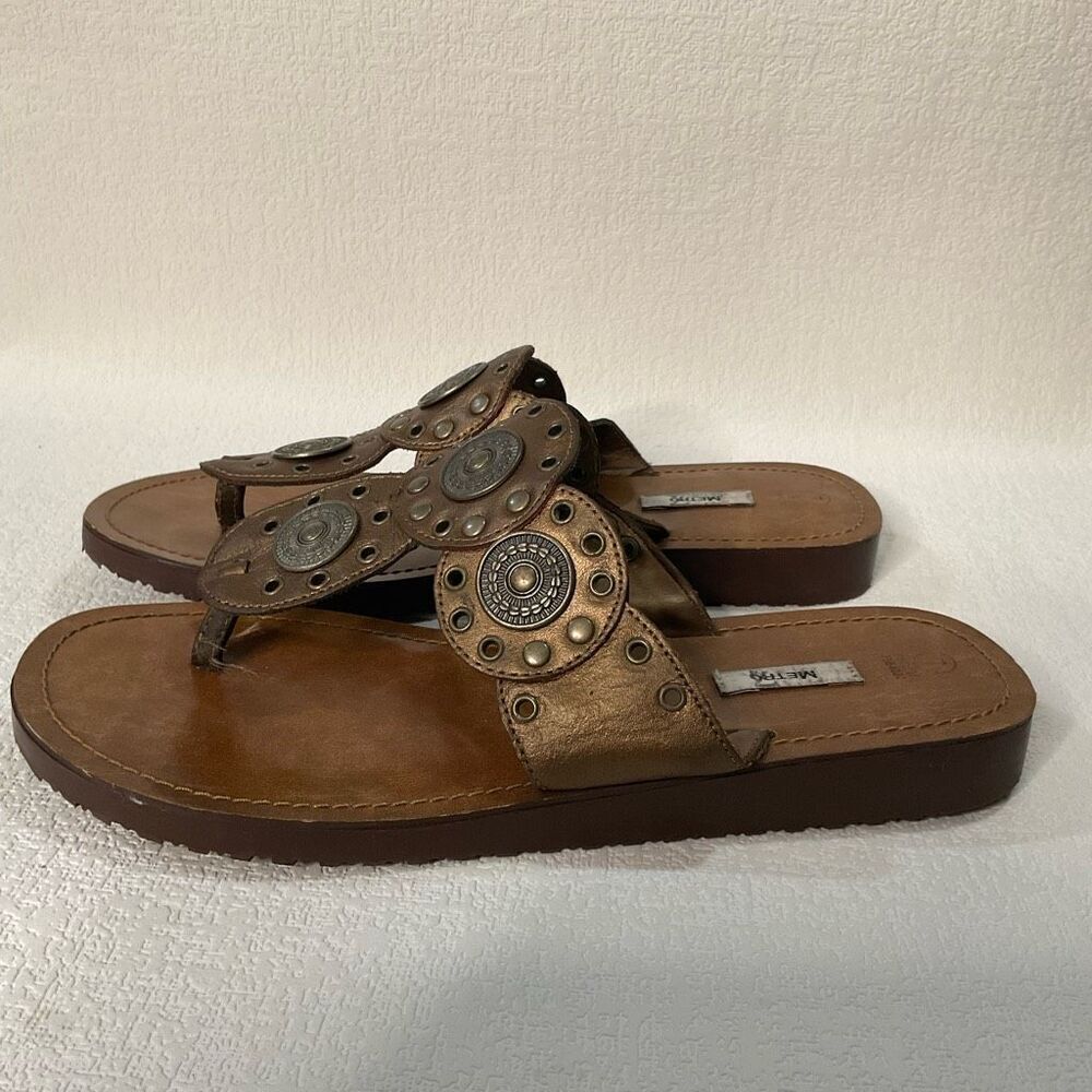 Vintage Metro7 womens 7Brown Leather Medallion Embellished Western‎ Boho Sandals